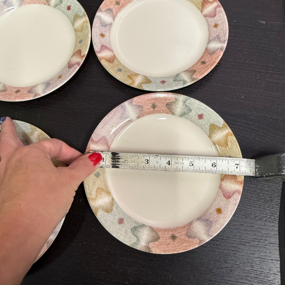 1980’a Corelle Mirage Cream Dinnerware Elegant Design set of 4 Plates 7.25 - Picture 9 of 11